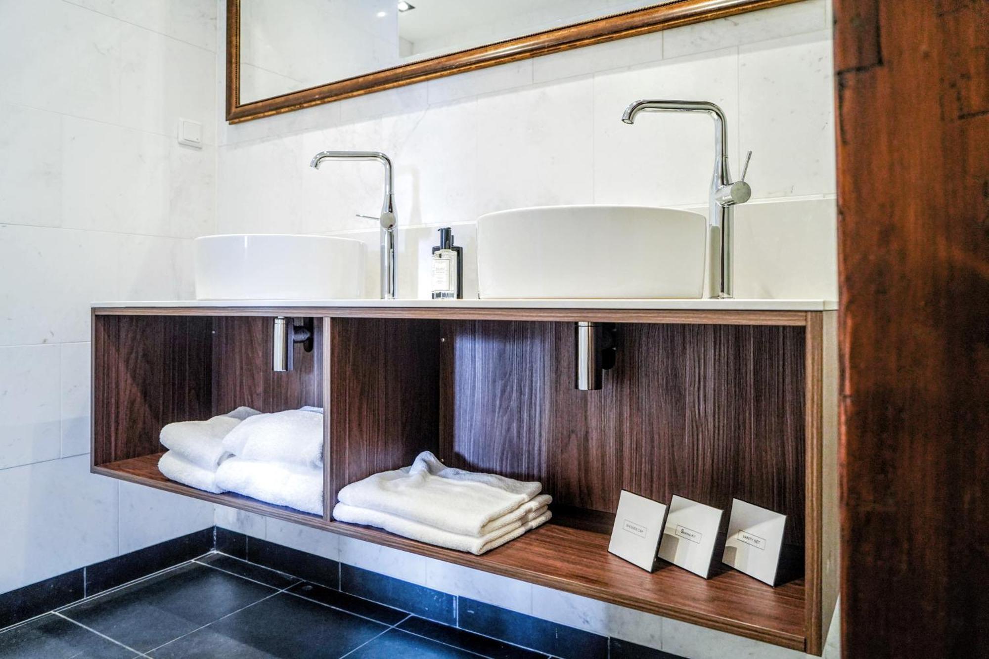 Central Park Voorburg - Relais & Chateaux Εξωτερικό φωτογραφία