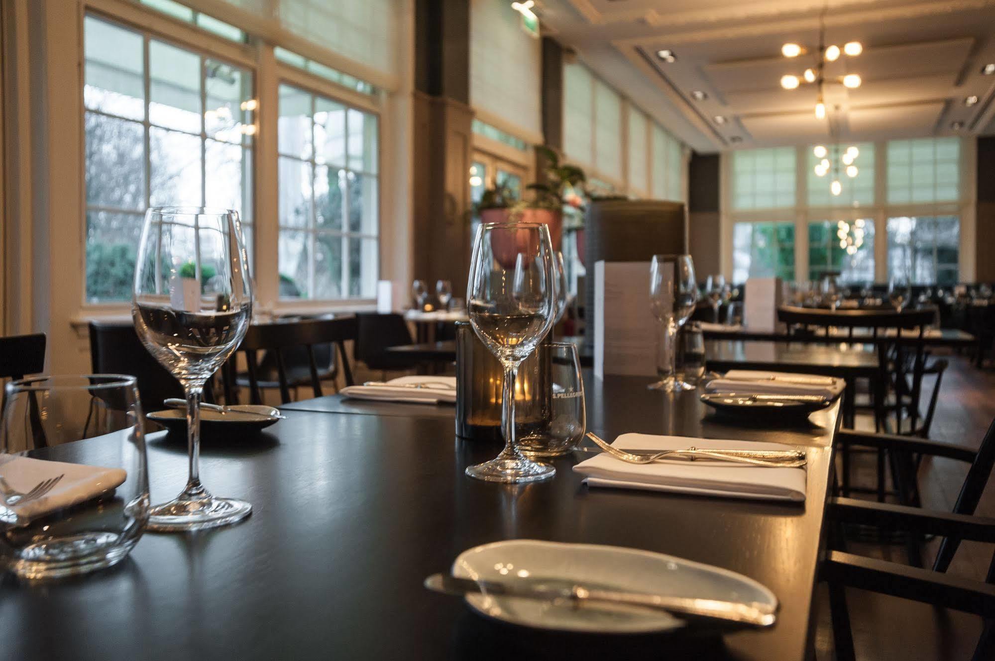 Central Park Voorburg - Relais & Chateaux Εξωτερικό φωτογραφία